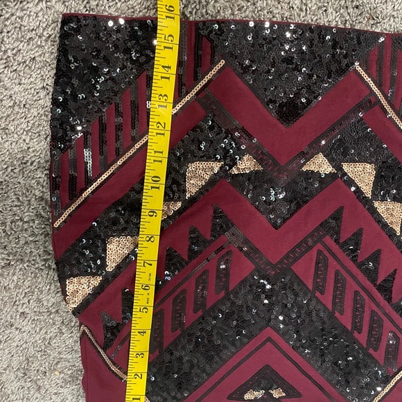 Express NWT Women’s Geometric Sequin Mini Skirt Size S - Picture 5 of 7